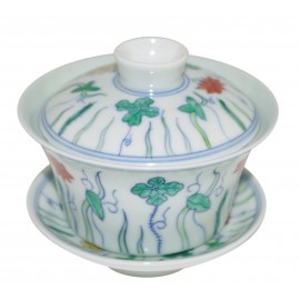 Gaiwan en porcelaine jade claire, décoré de lotus stylisés 140 ml